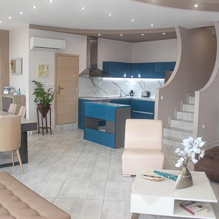 Endless Blue Apartment Palaiontsiflikion Exterior photo