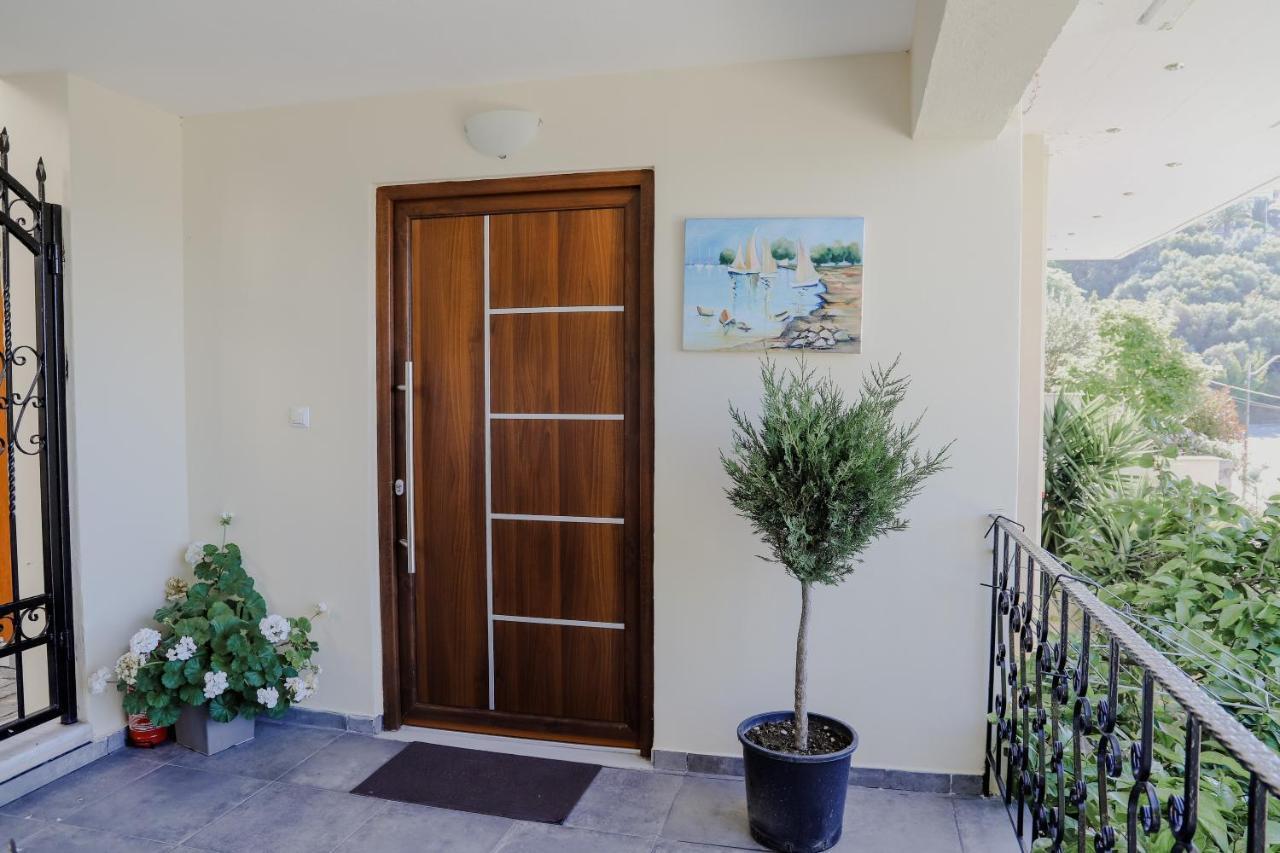 Endless Blue Apartment Palaiontsiflikion Exterior photo